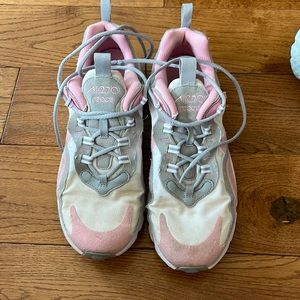 Air max react Womens